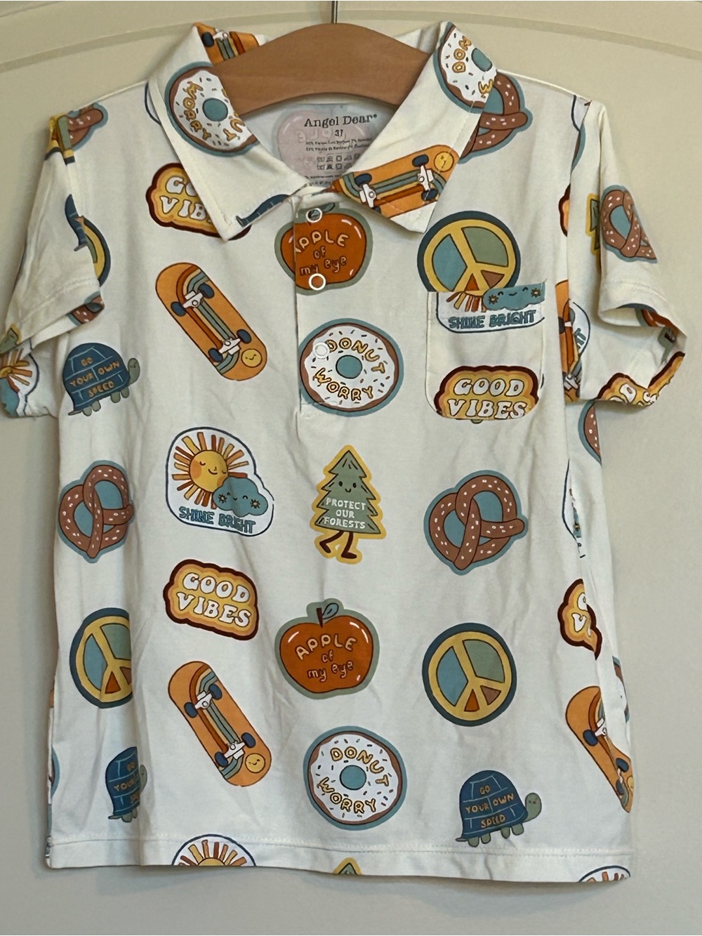 3T Angel Dear Kids' White Graphic Polo Shirt - Groovy Vibes Print